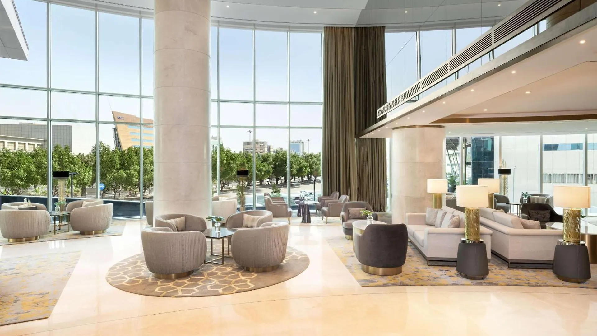 Hilton Riyadh Olaya 5*,